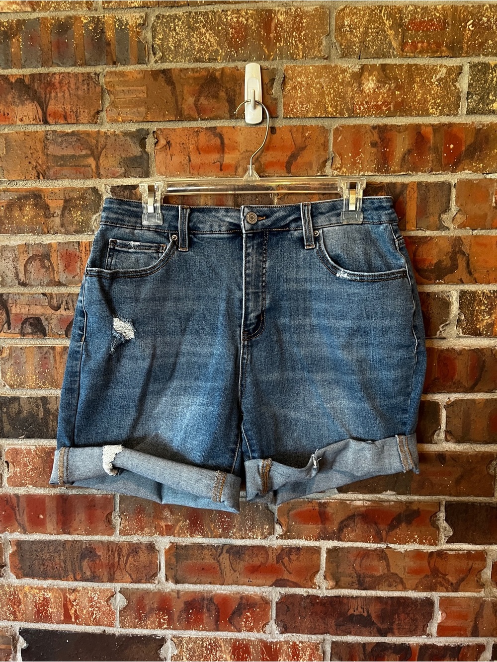 Time And Tru Women’s Denim Jean Distressed Shorts Size:12